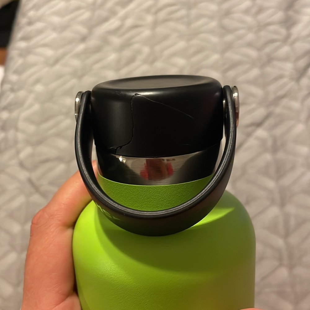 Hydro flask - Picture 3 of 5